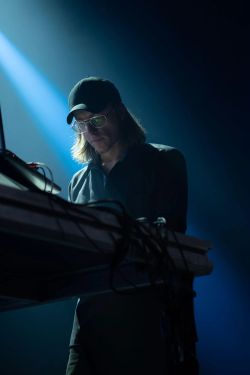 Immersion, Experimentation, Presentation: A Workflow for an Authentic Soundscape